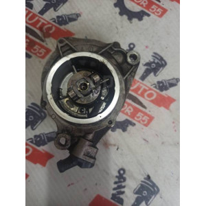 Вакуумный насос BMW M57 11667795143 в Омске
