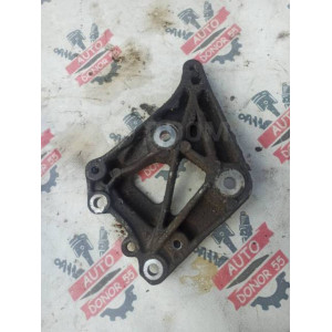 Кронштейн компрессора кондиционера Peugeot 207/308 6453SK 1.6 EP6 в Омске