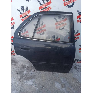 Дверь задняя правая Toyota Camry SV30 в Омске