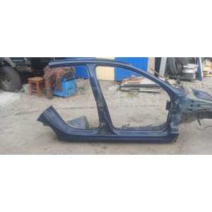Порог со стойкой правый Peugeot 206 HB в Омске