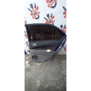 Дверь задняя правая Toyota Prius NHW10 в Омске