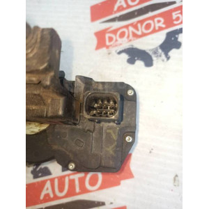 Замок двери задней левой Chevrolet Captiva C100 в Омске
