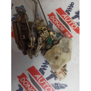 Замок двери передней правой Nissan Bluebird Sylphy FG10/Sunny B15 в Омске