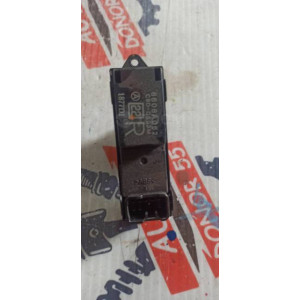 Кнопка стеклоподъемника задняя Mitsubishi Outlander XL 8608a062 в Омске