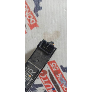 Кнопка стеклоподъемника задняя Mitsubishi Outlander XL 8608a062 в Омске