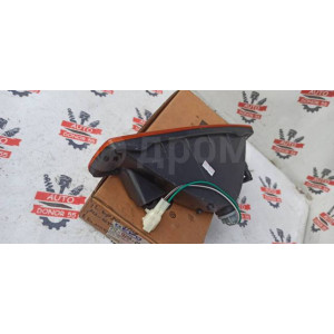 Повторитель поворота правый Toyota Land Cruiser 80 1990-1998 в Омске