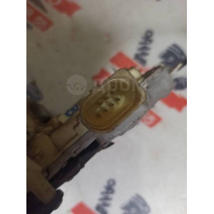 Замок двери задний правый Volkswagen Passat B6/Tiguan 3c4839016a в Омске
