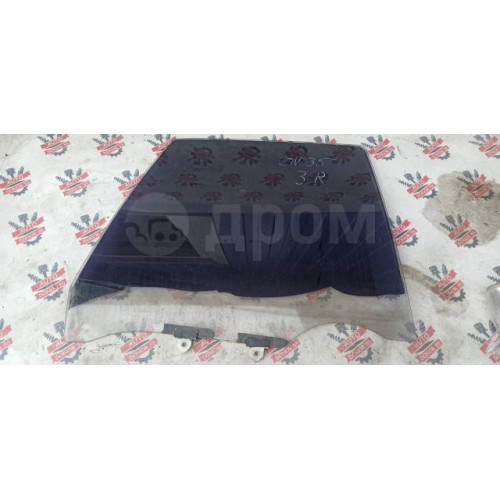 Стекло заднее правое Toyota Camry SV30 в Омске