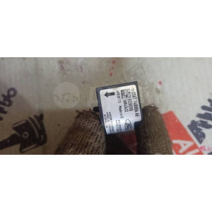 Датчик Airbag удара Mazda Demio DY/Ford Fiesta/Fusion в Омске
