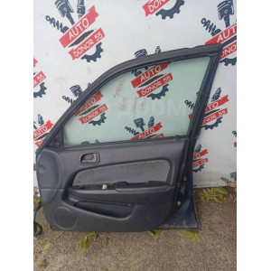 Стекло двери передней правой Toyota Corolla/Sprinter AE110 в Омске