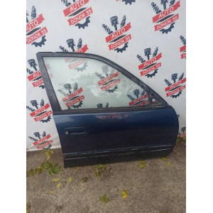 Стекло двери передней правой Toyota Corolla/Sprinter AE110 в Омске
