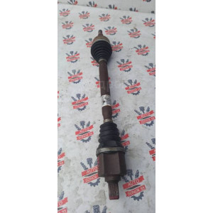 Привод передний левый Renault Fluence 391017624r в Омске